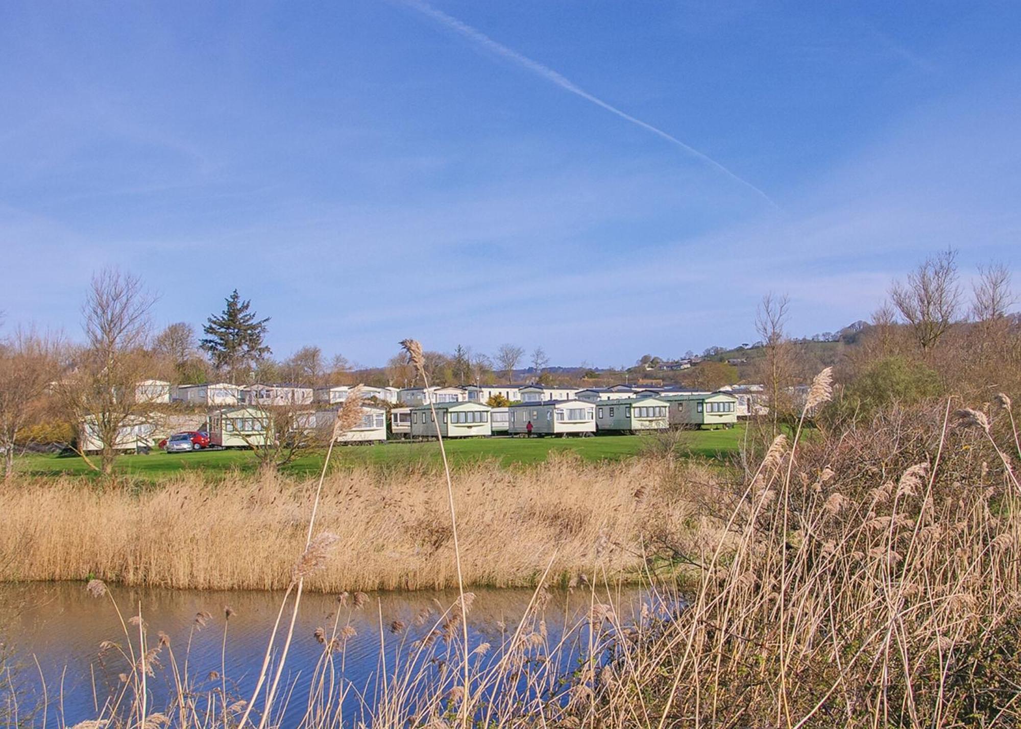 Seadown Park Ξενοδοχείο Charmouth Δωμάτιο φωτογραφία