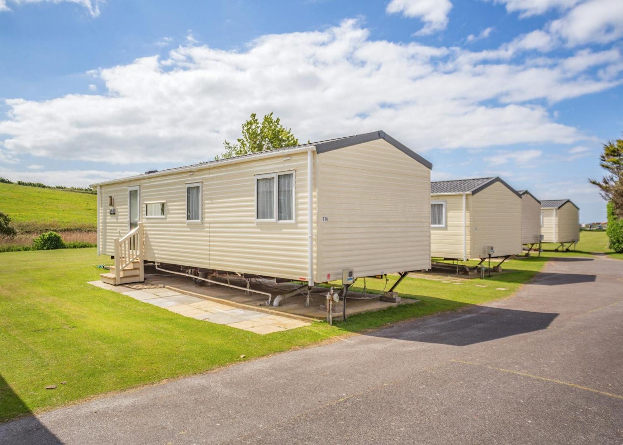 Seadown Park Ξενοδοχείο Charmouth Δωμάτιο φωτογραφία